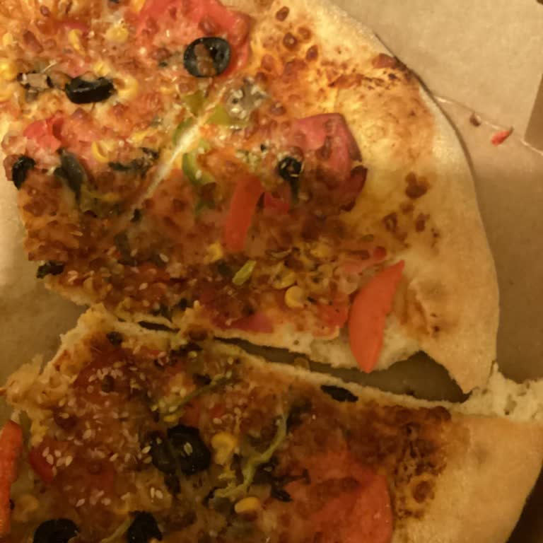 Bol Malzemeli Pizza Ürününde Yetersiz İçerik Ve Yanıltıcı Pazarlama Şikayeti