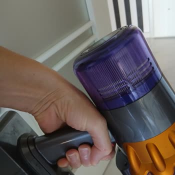 Tetikli Dyson Süpürge El Tahrişi ve Sağlık Sorunu, Tetiksiz Değişim Talebi