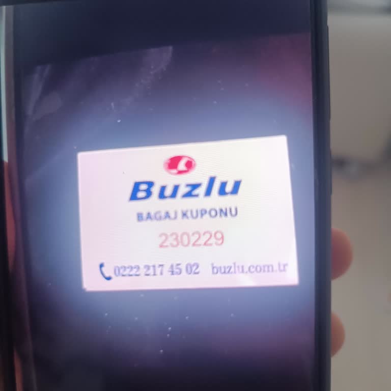 Buzlu Otobüsünde Kayıp Çanta Ve Cevapsız İletişim