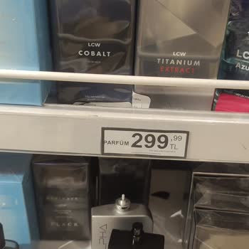 Parfüm Etiketindeki Küçük Fiyat Açıklaması Müşteriyi Yanıltıyor