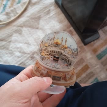 VR Gözlüğü Ve Kabe Ürünü Kalitesiz, Görsel Yanıltıcı, İade İstiyorum