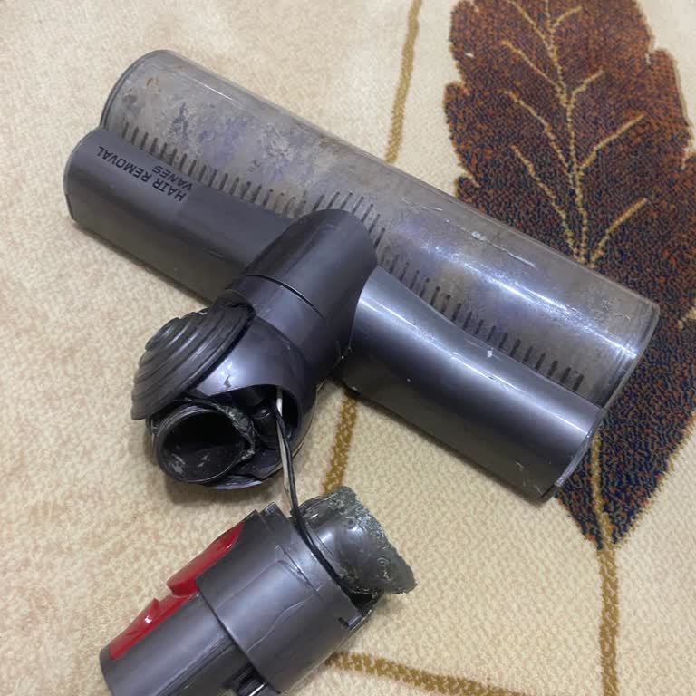 Dyson V11 Advance Süpürge Başlık Boğazı Kırıldı, Garanti Kapsamı Reddedildi