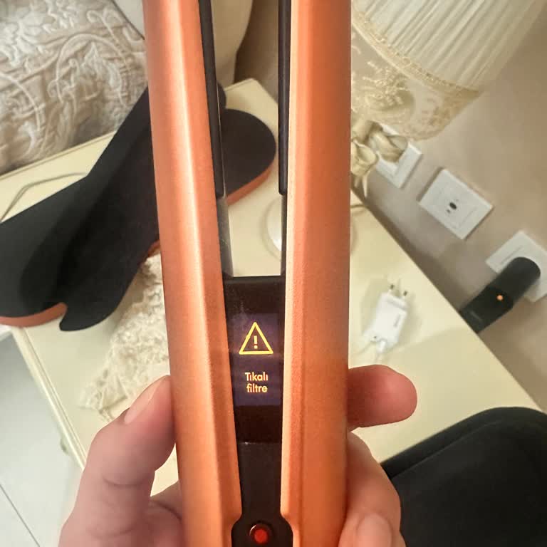 Dyson Airstrait Filtre Tıkanması Ve Stok Dışı Yedek Parça Nedeniyle Ürün Değişimi İsteği