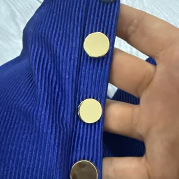 Suwen Mağazasında Çıtçıtı Kırık Mayoya Garanti Reddi