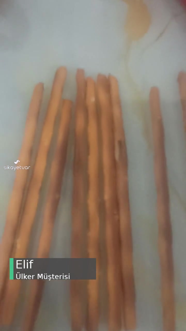Ülker Çubuk Kraker Hatalı, Yanık İnce Ve Kalın! videonun kapak resmi
