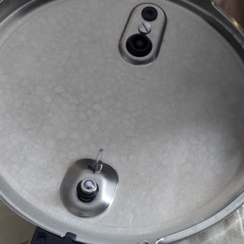 Fissler Düdüklü Tencere İlk Kullanımda Renk Bozulması Ve Kapak Lekesi, Ücret İadesi Talebi
