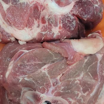 Bozulmuş Et Ve Yüksek Ücret İçin İade Reddi