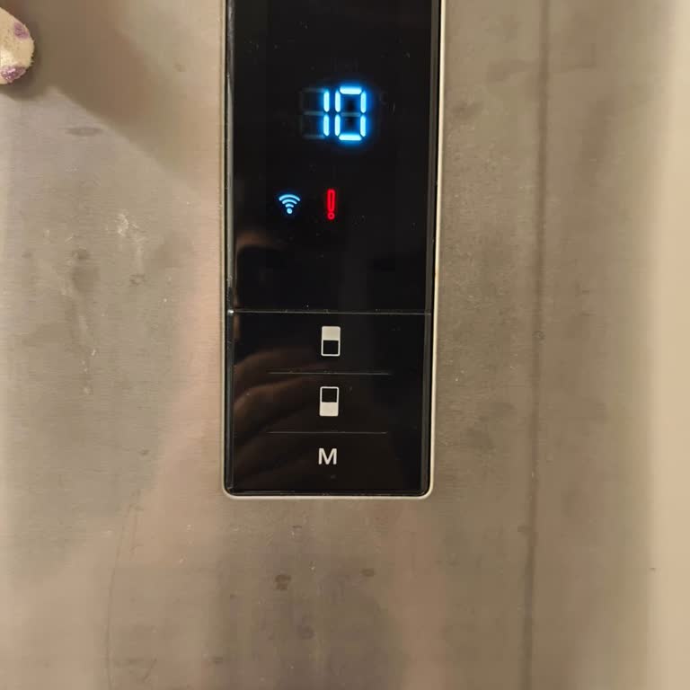 Vestel Buzdolabında E10 Ve E6 Hatalarıyla Tekrarlayan Arızalar