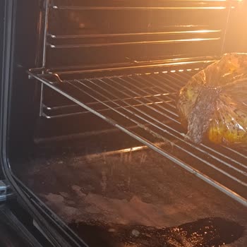Knorr Pişirme Poşeti Yangın Oluşturdu Ve Bebeği Tehlikeye Attı
