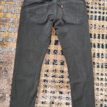 Levi's Kot Pantolonlarda Renk Solması Ve Ürün Ayıplı Olduğu İddiası