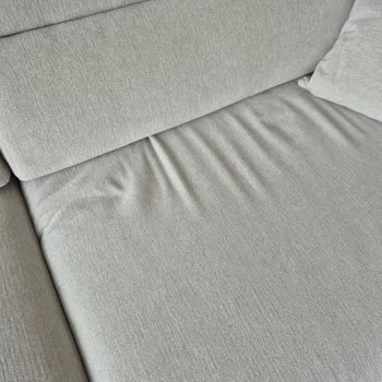 Kumaşında İlk Günden Potlaşma Ve Bollaşma Görülen Koltuk İçin Değişim Talebi