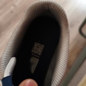 Puma Ayakkabısının Topuk İç Astarı Kısa Sürede Yırtıldı Ve Ayağım Ağrıtmaya Başladı