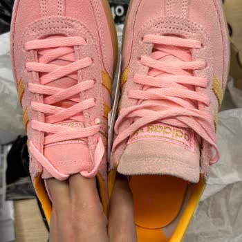 Ayıplı Adidas Ayakkabı Gönderimi Ve Çözüm Üretmeyen Müşteri Hizmetleri