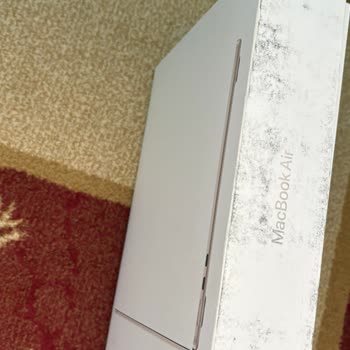 Premium Macbook Air İçin Yetersiz Paketleme Şikayeti