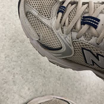 New Balance 530 Ayakkabısının File Kısmı Kısa Sürede Yırtıldı