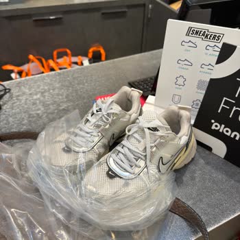 Az Kullanımda Açılan Nike Ayakkabıda Garanti Redi