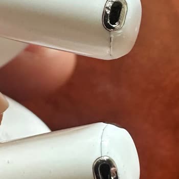 Garanti Kapsamındaki AirPods 4 ANC Şarj Sorunu Tutarsız Servis Raporları Ve Haksız Ücret Talepleri