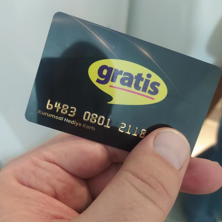 Anneler Günü Hediye Kartının İndirimli Alışverişte Kullanılamaması Ve Açıklama Eksikliği