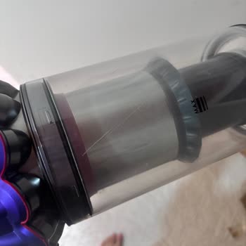 Dyson Servisinden Çizik Gelen Gen5 Detect Süpürge İçin Şikayet