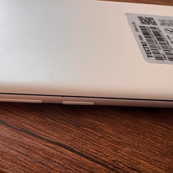 Servis Sonrası Telefon Arka Kapak Şişti, Fiziksel Bütünlüğü Bozuldu Ve Değişim Talep Ediyorum