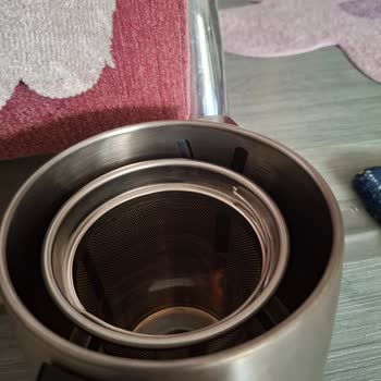 Süzgeç Ayrılıyor, Çay Dökülüyor Ve Elimi Kesti Ücretsiz Değişim Talebi
