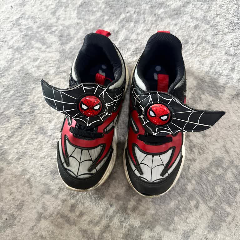 Spiderman Çocuk Ayakkabısında Kısa Sürede Burun Açılması Ve Cırtı Sorunu