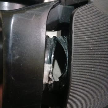 Tefal Süpürge Hortumları Kısa Sürede Yırtıldı, Müşteri Hizmetine Ulaşılamıyor