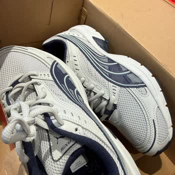 Puma Ayakkabılarda Açılma Ve Mağaza İlgisizliği