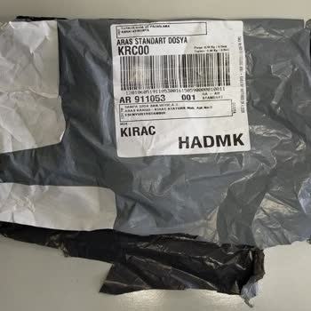 Aras Kargo Boş Teslim Ederek Evraklarımı Aldı