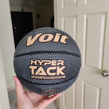 Yeni Basketbol Topu Hemen Sönerek Kullanılamaz Hale Geldi, Fiş Olmadan Değişim Reddedildi
