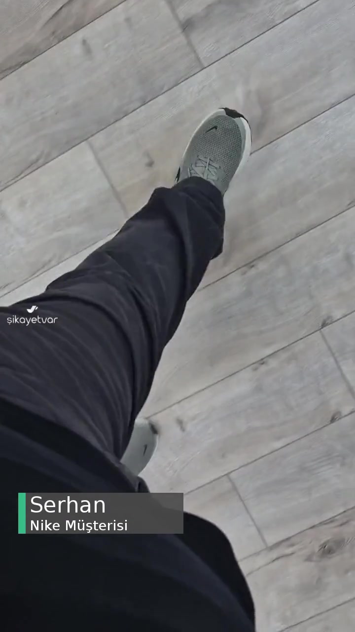 Nike Spor Ayakkabı Taban Sesi videonun kapak resmi