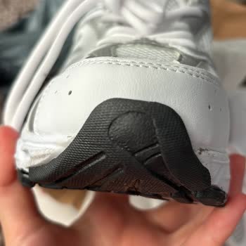 Stepstoretr Orijinal Olmayan ve Defolu New Balance 530 Ayakkabının İadesi