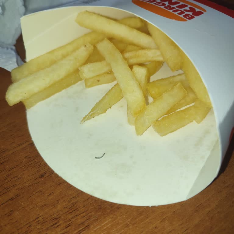 Patates Kızartmasından Tel Çıktı, Şubeden Cevap Yok
