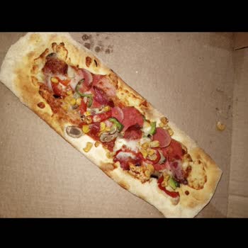Eksik Tavuklu Pizza, Bayat Yan Ürünler Ve Gönderilmeyen Cinnamon Roll İçin İade Talebi
