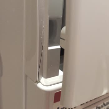 Garanti Kapsamı Olmadan Menteşe Kırığı Ve Çekmece Çatlağı İçin Yüksek Ücret Talebi