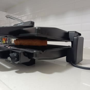 Bosch TCG3323 Toaster Lid Does Not Lock and Cannot Press Toast Properly