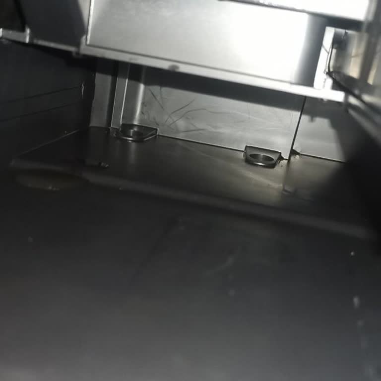 Kırık Ve Su Kaçıran Kahve Makinesi, Kutu Nedeniyle İade Reddedildi