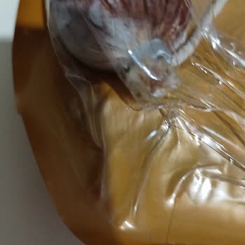 Küflenmiş Sucuk Ve Verilen Sözlerin Tutulmaması