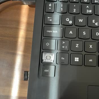 Yeni Lenovo Legion Pro 7'de Kırılan Ctrl Tuşu İçin Garanti Onarımı Talebi