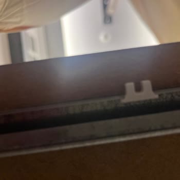 Samet Çekmece Rayı Fren Parçası Kırıldı, Yardım Ve Yedek Parça Sağlanamadı