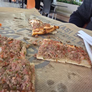 Usta Pideci’den Çiğ Ve Ekşi Pide, Çözüm Yok, 380 TL İadesi Talebi