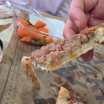Usta Pideci’den Çiğ Ve Ekşi Pide, Çözüm Yok, 380 TL İadesi Talebi