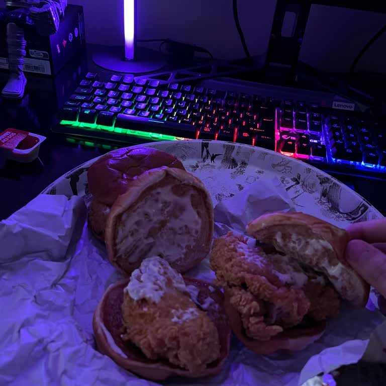 Trendyol’da Mayonezli Hamburgerlerde Alerji Riski Ve İade Reddi