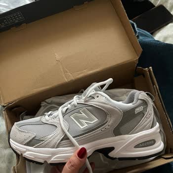 Özensiz Paketleme Sonucu Hasarlı Kutu Teslimatı