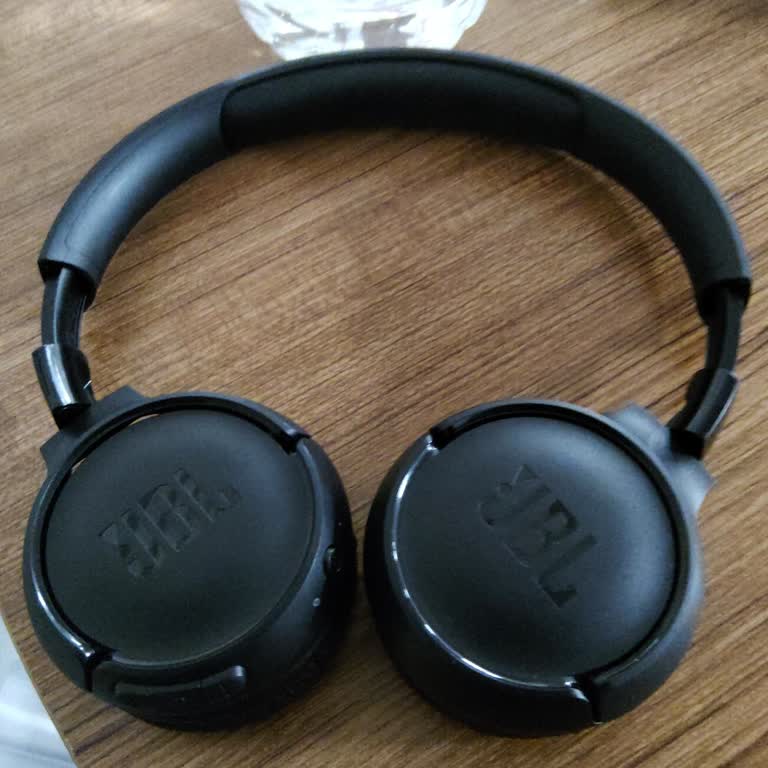 JBL Tune 525BT Kulaklık Açılmıyor, Garanti Kapsamında Onarım Talebi