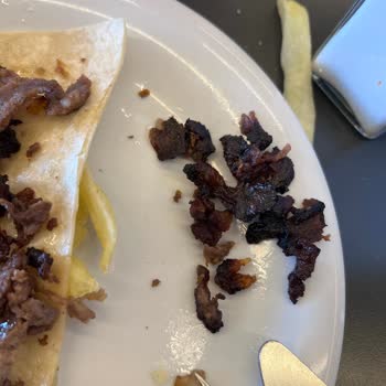Yanmış Döner Ve Cevapsız Şikayet