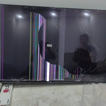 Kırık TV Ve Fiyat Farkı Nedeniyle Aynı Ürünle Değişim Reddedildi