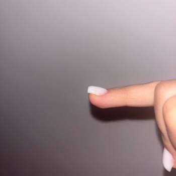 Randevu Gecikmesi Ve Kaba Çalışanların Neden Olduğu Kalitesiz Tırnak Hizmeti
