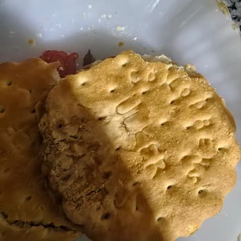 Ülker Cokoprens Paketi Kötü Koku Ve Nemli Bozulma Nedeniyle Tüketilemez
