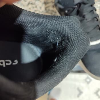 Reebok Ayakkabımda Üst File Yırtılması Ve Garanti Reddi